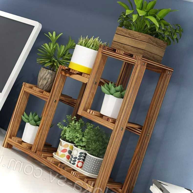 Столик для квітів з дерева своїми руками