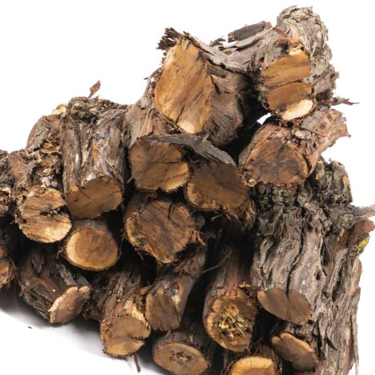 Як правильно підготувати Виноградні дрова для копчення м'яса?