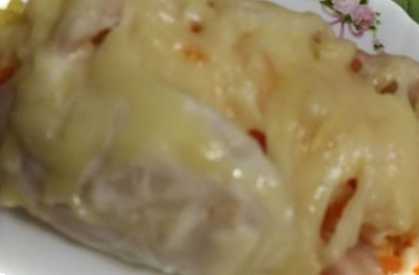 Закуска з кальмарів з дуже смачною начинкою з крабових паличок