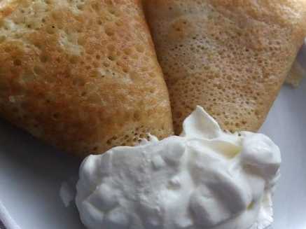 Млинці на кисляку - рецепти тонких млинців з дірочками