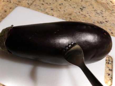 Баклажани в горщику на балконі можна виростити, особливості