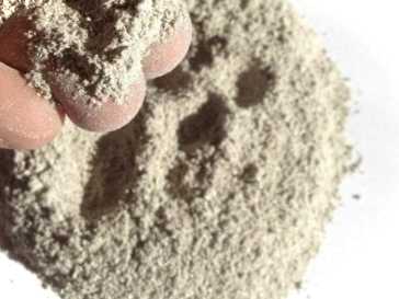 Корисні властивості доломітового (вапняного) борошна, переваги, як застосовувати