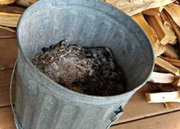 Корисні властивості та застосування деревної золи на городі