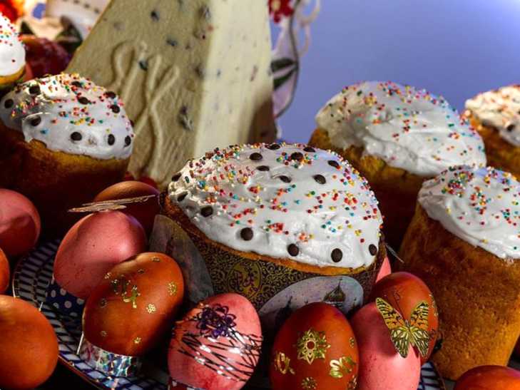 Як готується паска в хлібопічці? Рецепти приготування великодніх страв