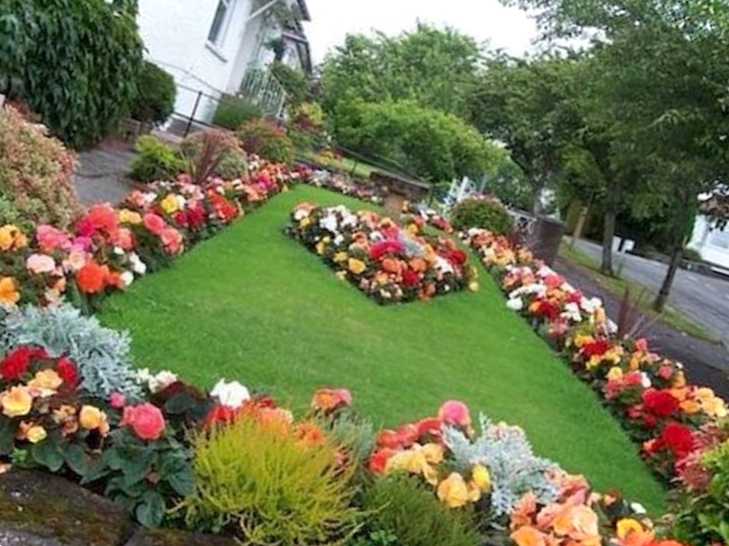 Креативні клумби на ділянці своїми руками із підручних матеріалів