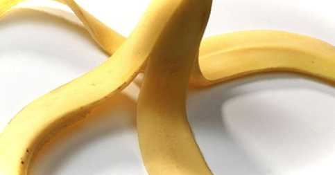 Настій з бананової шкірки застосування як добрива для городу