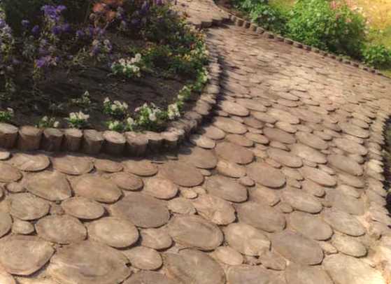 Як робиться доріжка з дерев'яних кіл своїми руками? Відповіді експертів