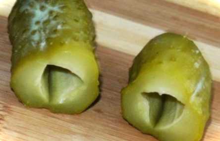 Чому огірки при засолюванні стають м'якими та порожніми всередині?