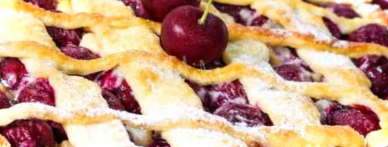 Пиріг з вишнею - смачний і швидкий рецепт у духовці. Готуємо вишневі десерти