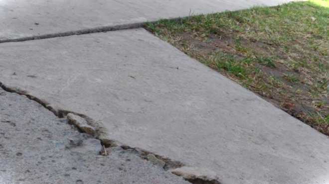 Стара бетонна доріжка - як оновити? Відповіді експертів на часті запитання