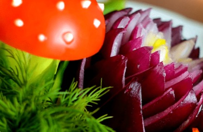 Прикраса столу на Новий рік 2021 (для новорічних страв)